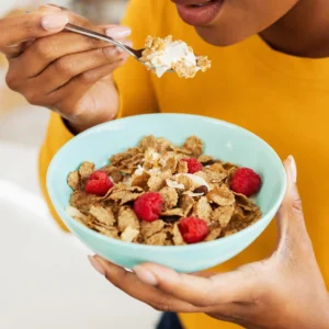 Low carb foods for bloating relief and gut health management.